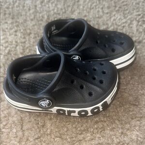 CROCS Black and White Sandals with Ventilation Holes